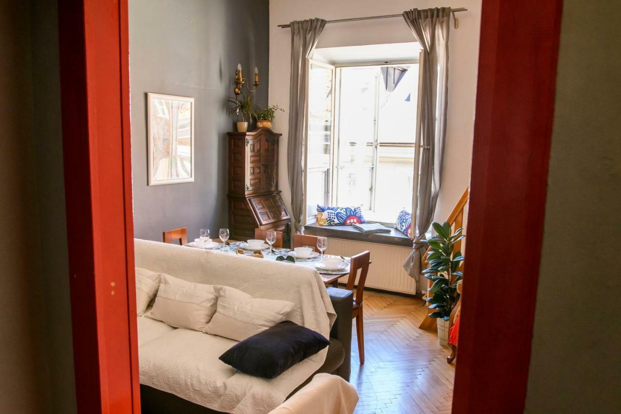 Old Town Folk Apartment วอร์ซอ ภายนอก รูปภาพ